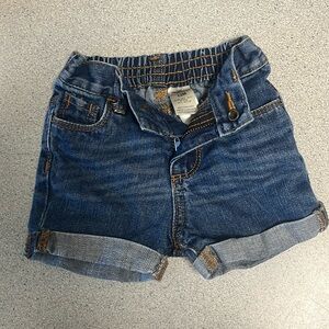 Levi’s rolled cuff shorts